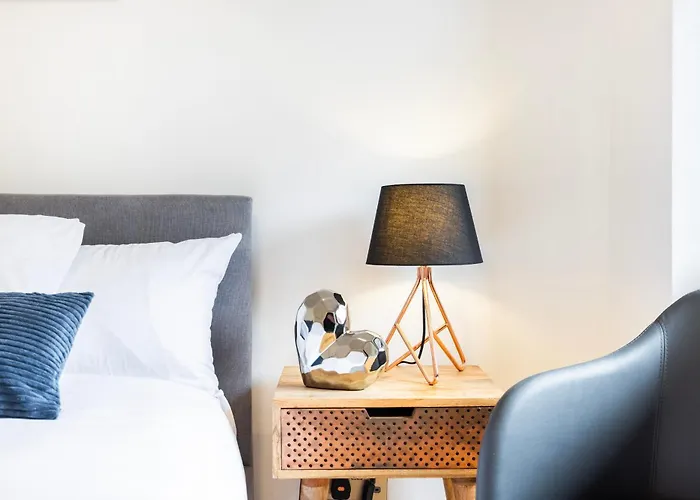 Stunning 2Bed In Soho,Steps From Piccadilly Circus