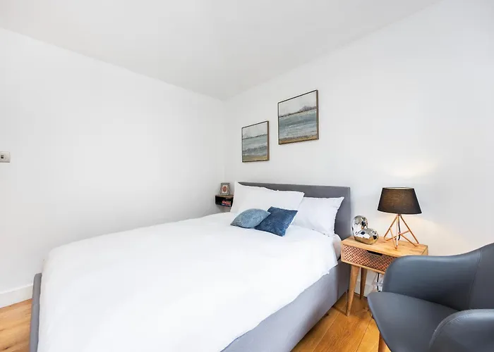 Stunning 2Bed In Soho,Steps From Piccadilly Circus
