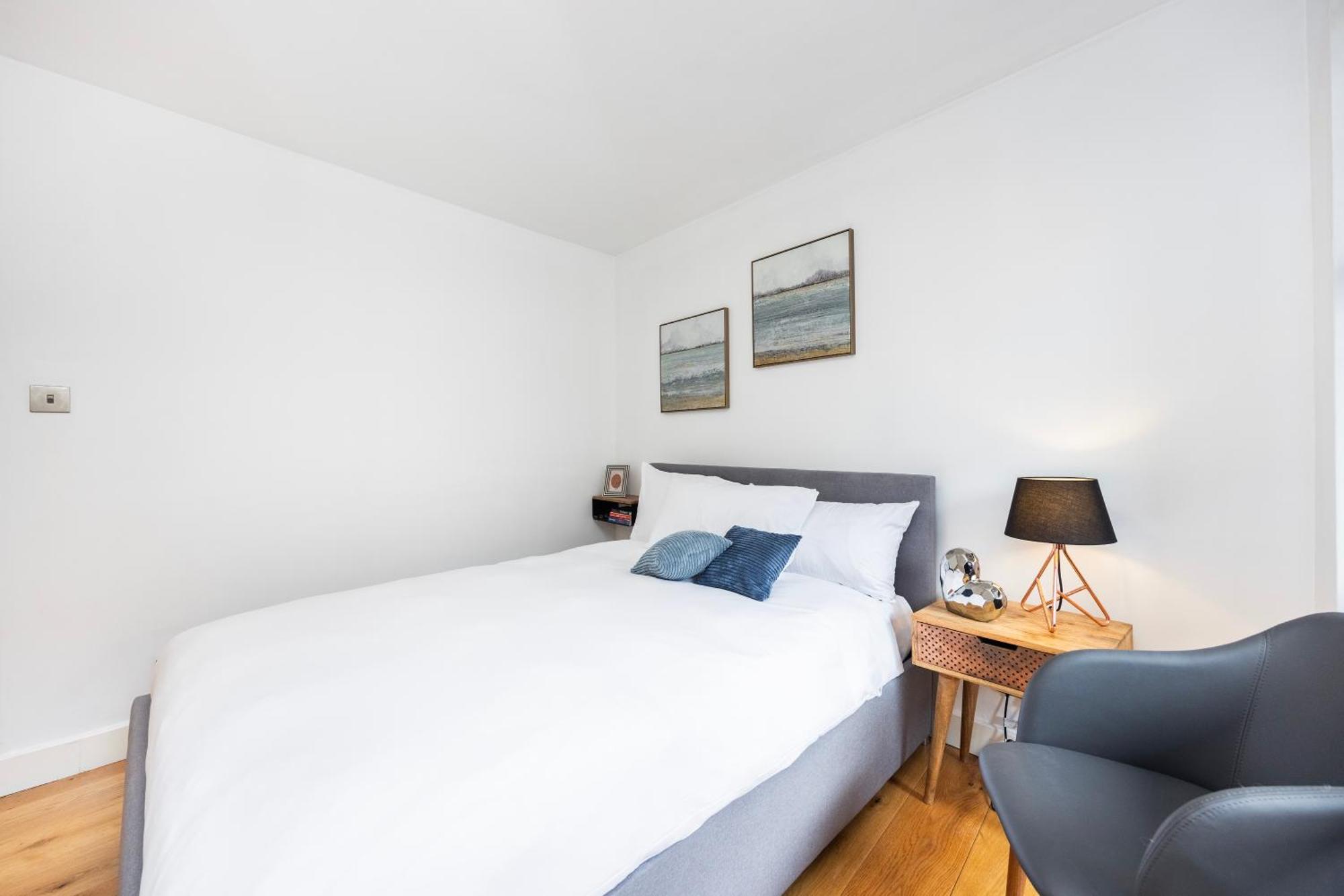 Stunning 2bed In Soho,steps From Piccadilly Circus Лондон