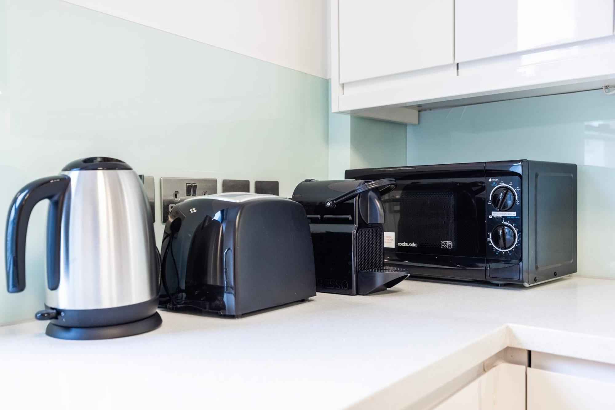 Апартаменты Stunning 2bed In Soho,steps From Piccadilly Circus *